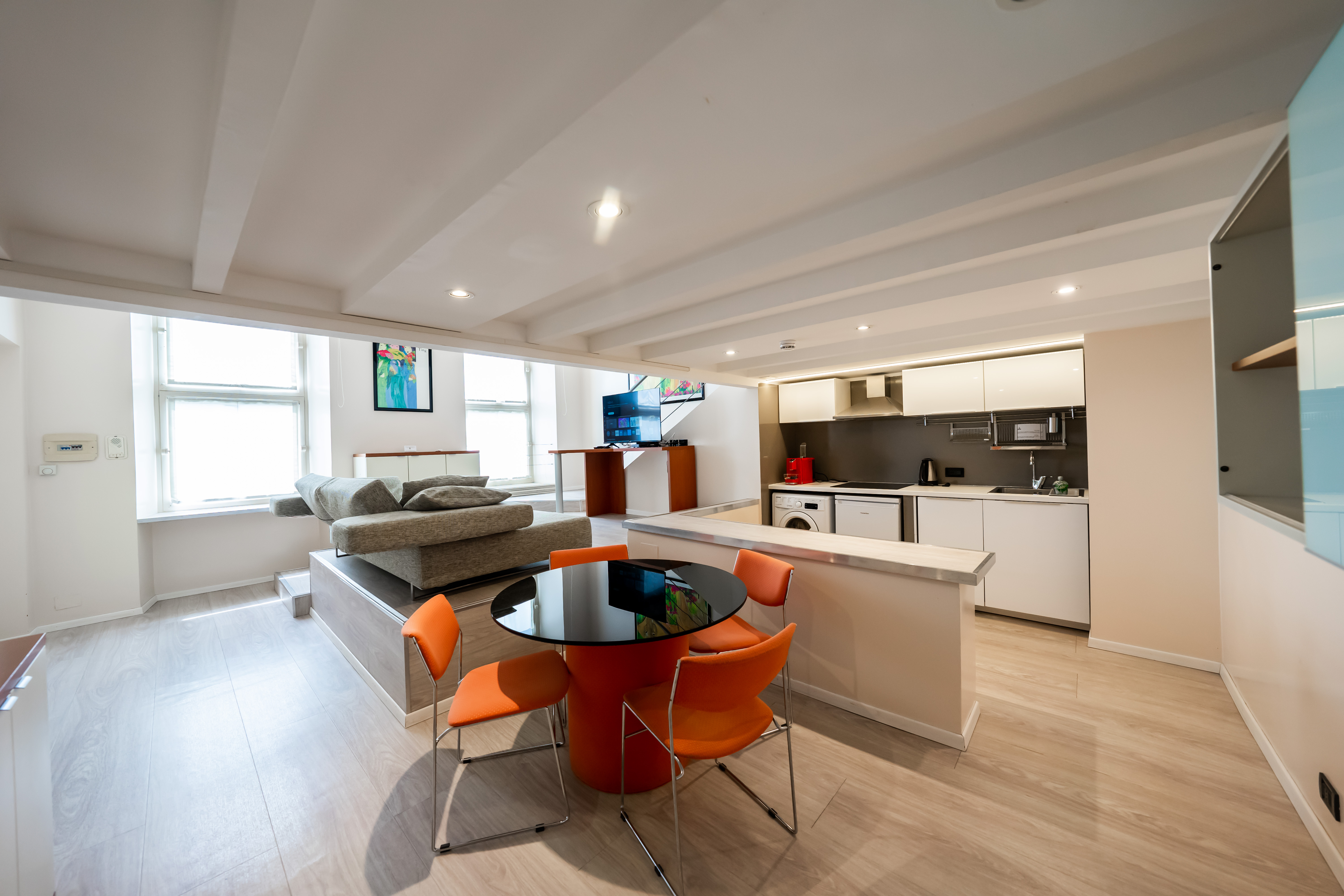 Suite 21